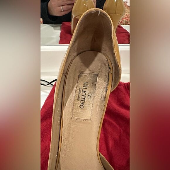 Valentino Classic Patent Leather Bow - Picture 14 of 16